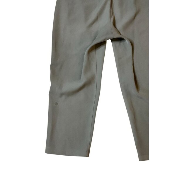 Lululemon Women On the Fly Crop Athleisure Jogger Pants Grey 10 Drawstring - Picture 8 of 9